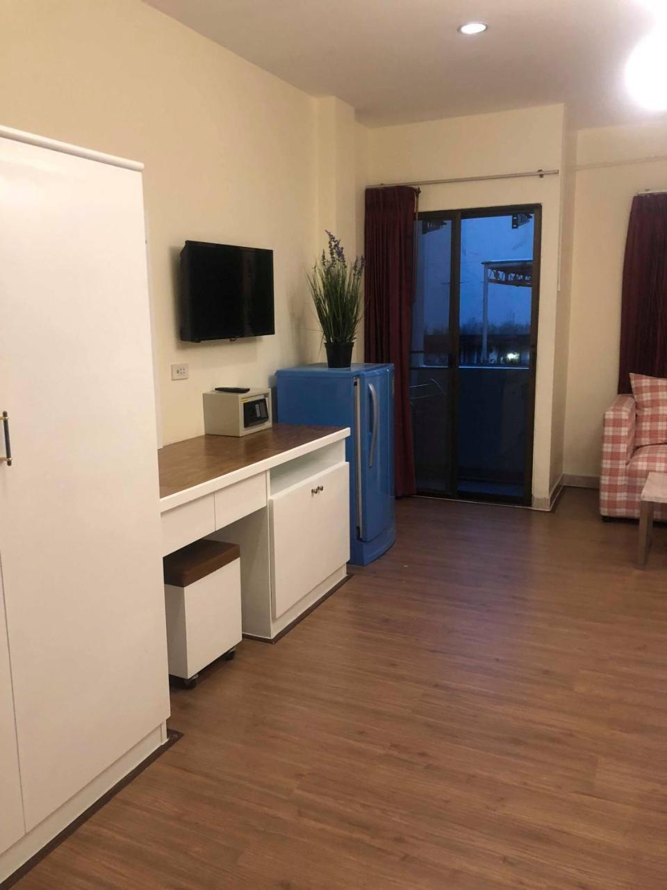 Db Residence Patong Экстерьер фото
